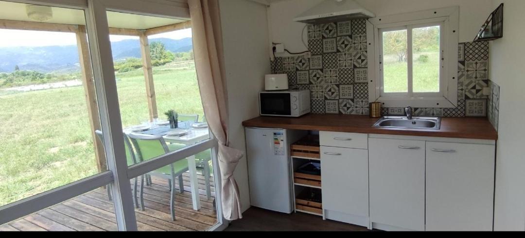 Bungalow Au Pied Du Luberon Saint-Martin-de-la-Brasque Esterno foto